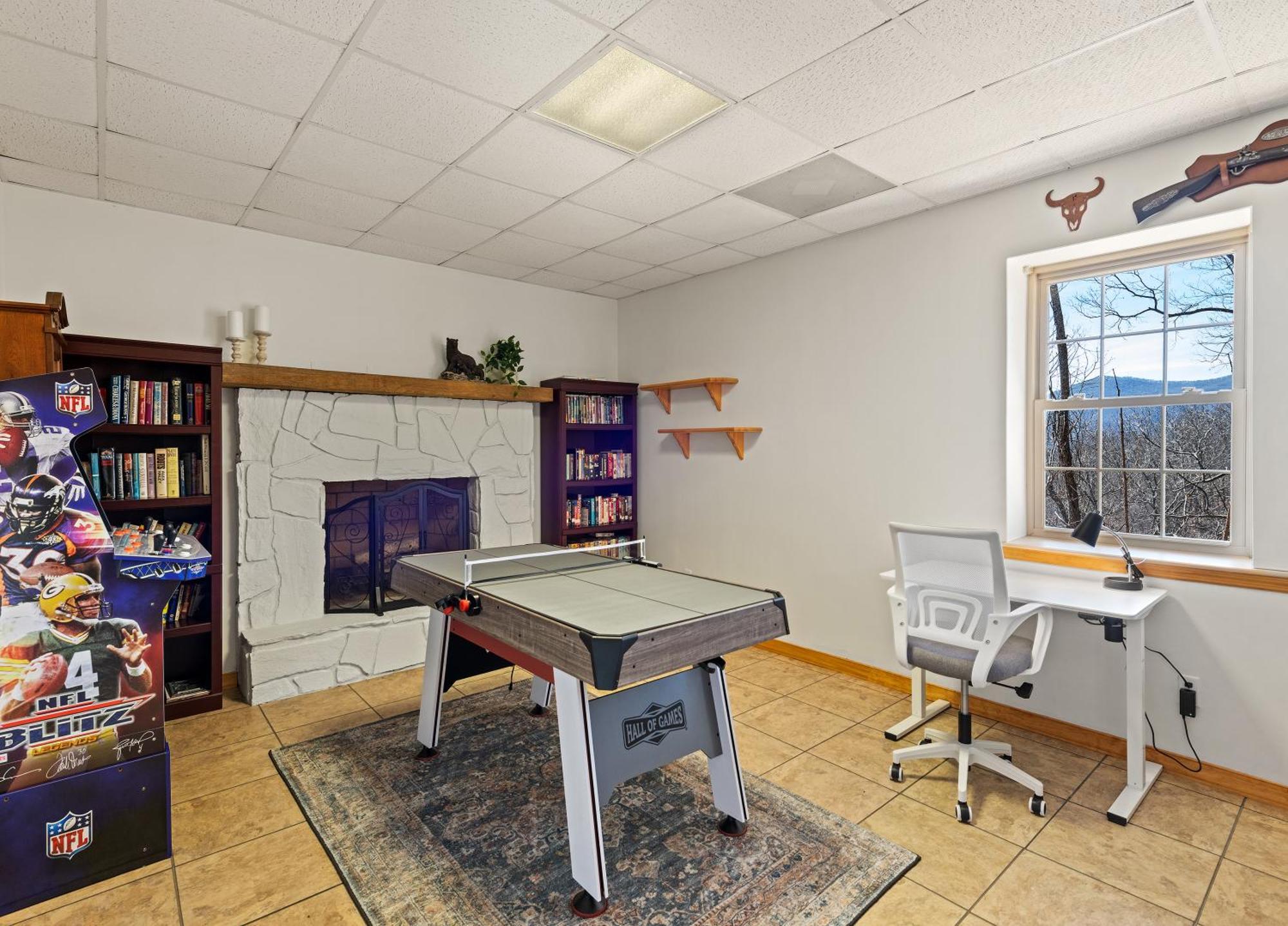 Maggie Valley Cabin With Beautiful Mountain Views, Hottub, Pet Friendly, Gameroom, Fireplace Zewnętrze zdjęcie