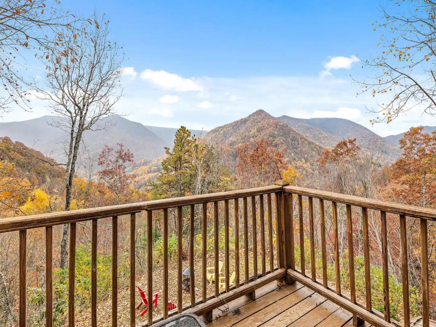 Maggie Valley Cabin With Beautiful Mountain Views, Hottub, Pet Friendly, Gameroom, Fireplace Zewnętrze zdjęcie